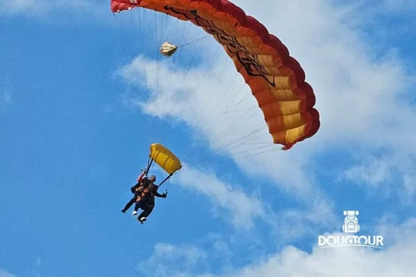 Salto de Paraquedas com DougTour 5ª Ed
