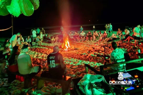 Pacote SP x Ilha Grande Luau Sob As Estrelas com @caipirinhatour 3ª Ed.
