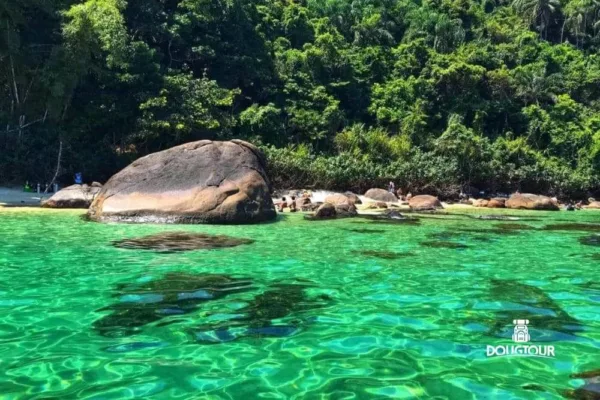 Pacote Ubatuba Praia do Estaleiro + Ilha dos Porcos