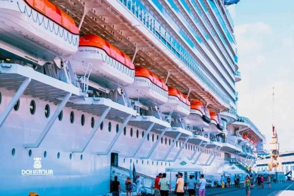 Cruzeiro MSC Santos x Copacabana + Bebidas Inclusas com a @Dougtour 1° Ed.